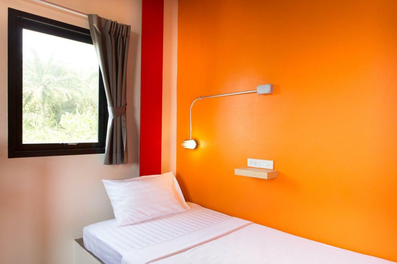 Khunsuek Muaythai Hostel Ao Nang Екстериор снимка